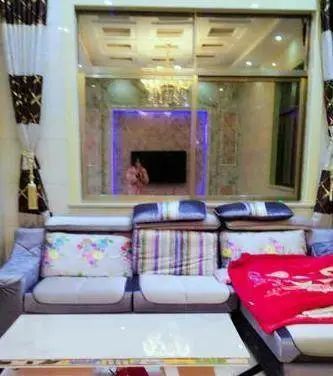 晒晒我家农村花了50多万的自建房,特别喜欢的是客厅的隔断!