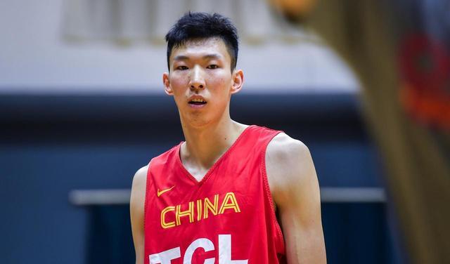 世锦赛|周琦新赛季何去何从，不是北京、辽宁，郭士强给出暗示