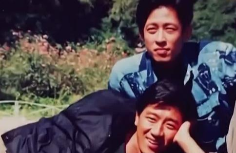 丁勇岱|实力派代表丁勇岱,与初恋结婚无绯闻,金星说他是难得的好男人