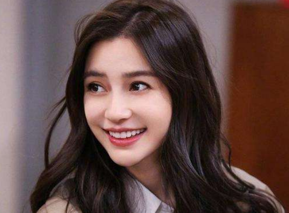 娱乐圈|在娱乐圈当中属于花瓶的女艺人都有哪些吗