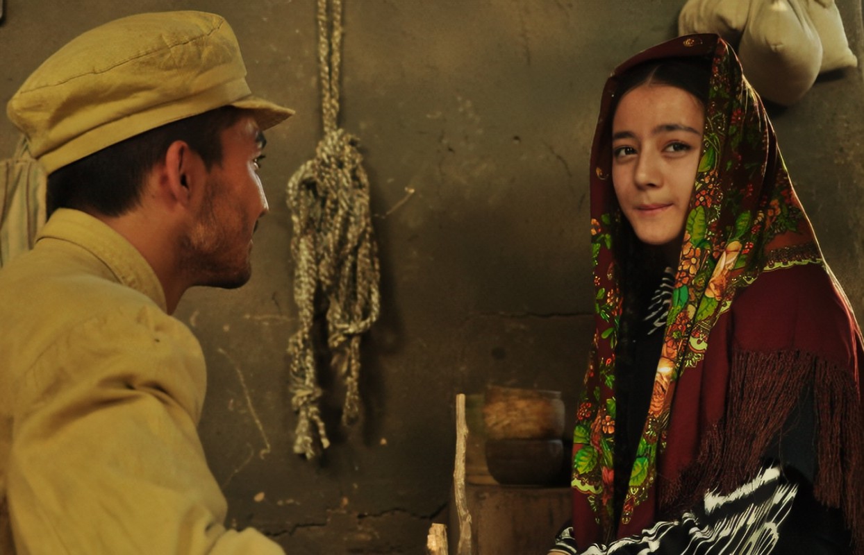 杰森·莫玛|迪丽热巴演技到底怎么样？