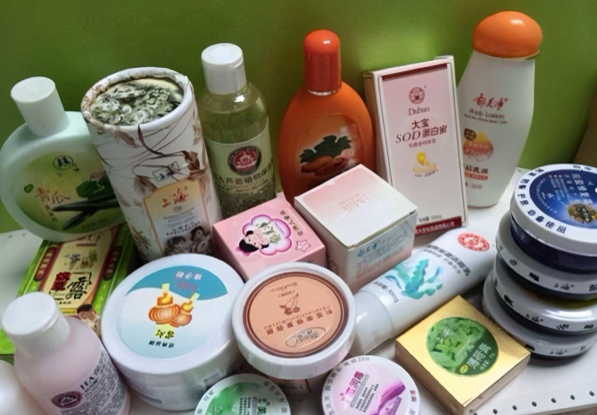 护肤品 护肤品不一定越贵越好，身边这几种“老牌国货”，个个都是实力派.
