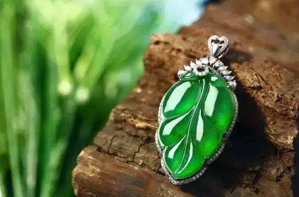 文玩|好的翡翠千金难求，花同样的钱，这样才可以买到更好的翡翠