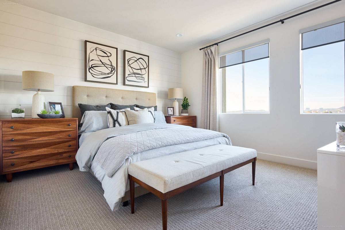 卧室中的床怎么选?选1.5米还是1.8米?没想到讲究这么大