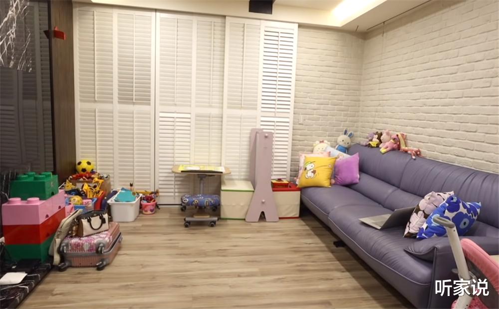 一家三口99㎡的家实在太乱,杂物如山,请9名整理师7小时收拾干净