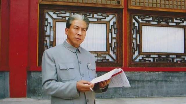 唐国强|《我们的队伍向太阳》将播,唐国强刘劲主演,配角都是老戏骨