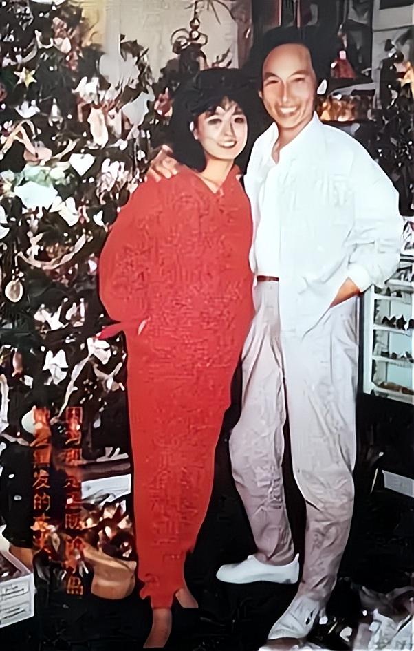 张建亚|张建亚：小木匠变身大导演，与女星张瑜离婚后甘当“模范前夫”