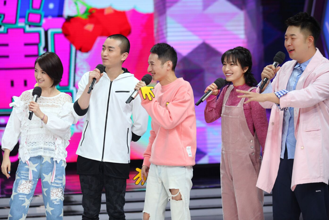 快乐大本营|饭圈、贿赂、抄袭，曾经的综艺天花板《快本》，是如何一步步走向尽头的？