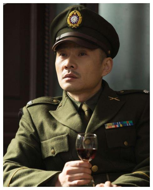 任帅|任帅：成名后不忘糟糠之妻，结婚21年无绯闻，38岁中年得子乐开怀