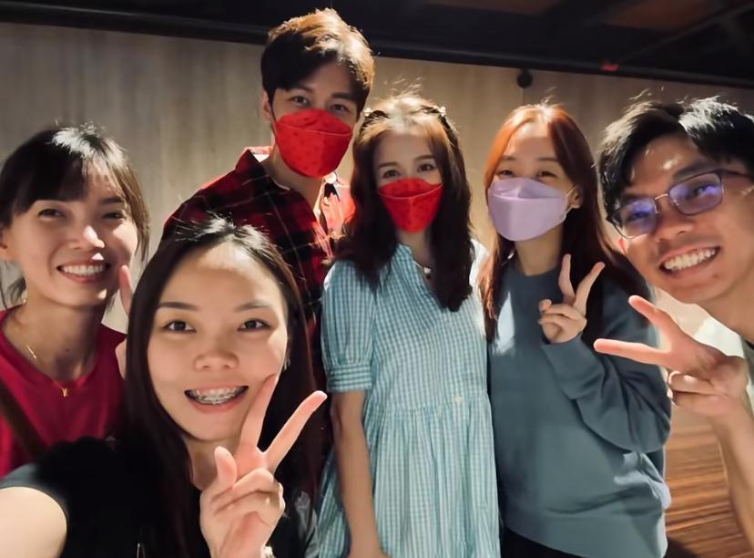 陈乔恩|陈乔恩艾伦热恋期好甜,视频通话能聊800分钟,可连续三天不挂断