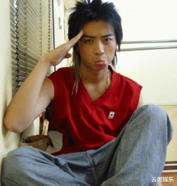 郭苇昀|40岁男星自曝患解离症！曾情绪激动晕倒，幸好小12岁女友没被吓跑