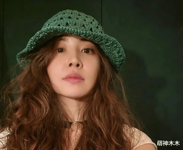 萧敬腾|萧敬腾下雨热搜翻车，至今未转发一个中国，登七夕晚会表演遭质疑