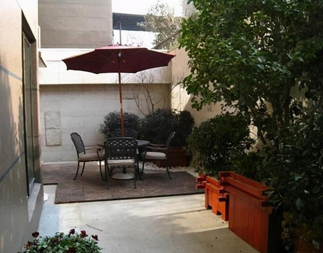 你家的院子还在荒废?试试做下沉式庭院,现在超流行这样的设计!