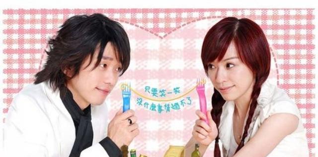 王心凌|《你好星期六》中，王心凌张栋梁隔空合唱彩虹的微笑，还是那么甜