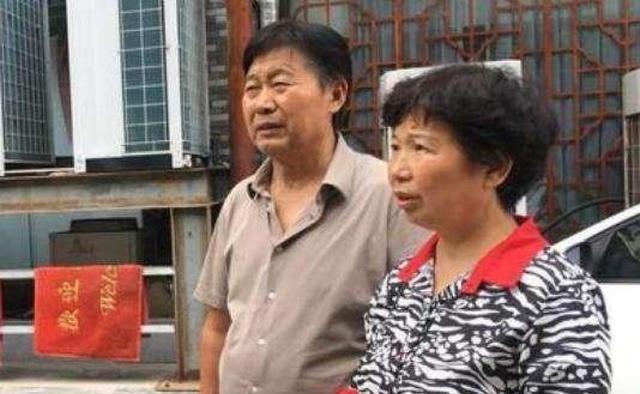 |是杜鹃花还是杜鹃鸟？空花开不出业的果，而杜鹃鸟的行为令人不齿