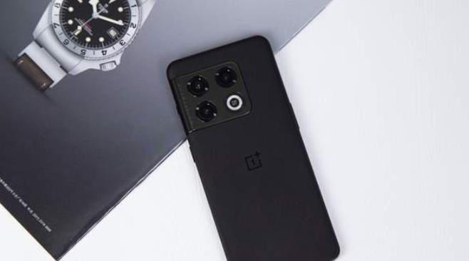 摩托罗拉|旗舰手机不会买？这几款值得入手，真正做到物美价廉