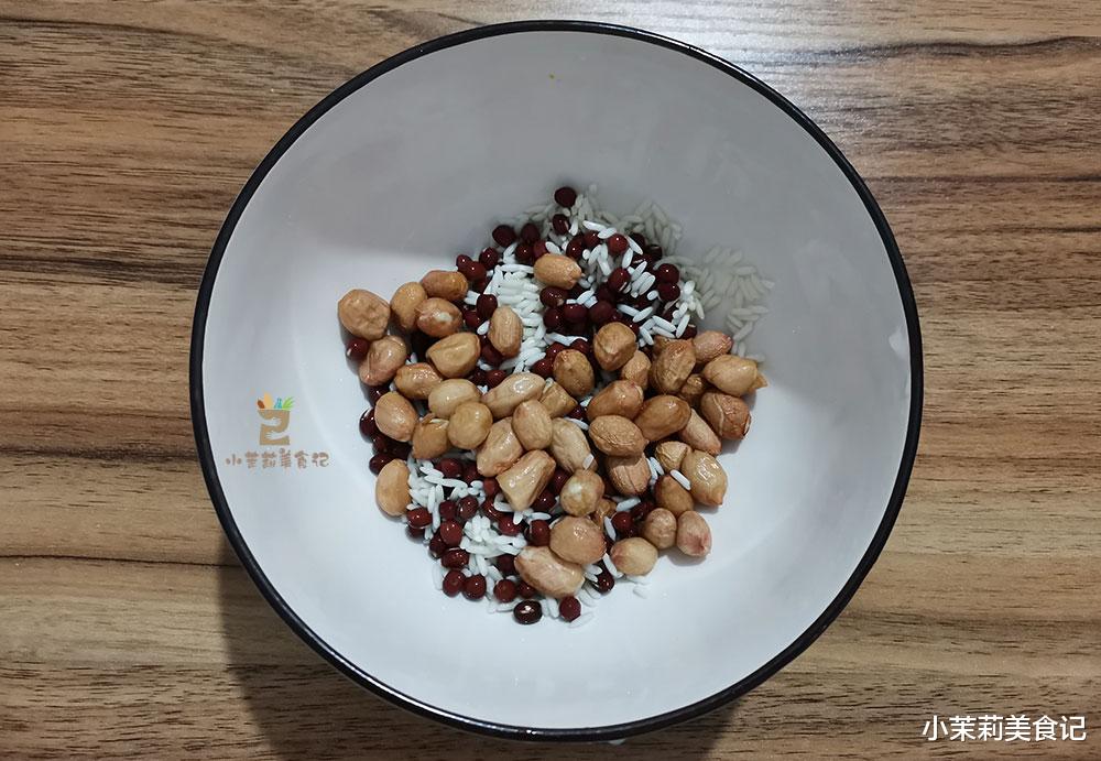 熬夜|皮肤干燥特别显老,建议女人少吃“燥物”,多吃5样,水润细腻显年轻