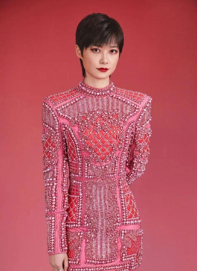 春晚|2022年春晚看点：沈腾马丽小品太真实，张小斐贾玲演婆媳笑点十足