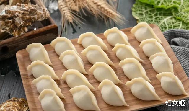 靠“聊天”带货的主播董宇辉，凭一己之力拯救新东方？