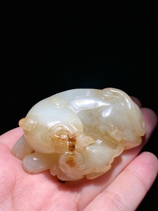 海豚|清中期 和田玉籽料 白玉 耄耋 猫蝶 纸镇