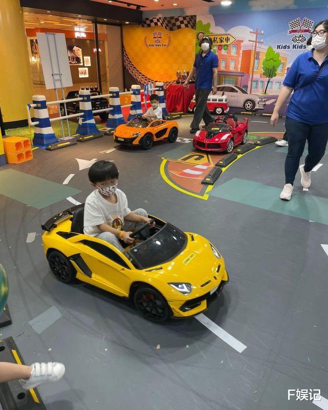 张颖康|TVB男艺人张颖康开派对为儿子庆生 小寿星和朋友们玩得很尽兴