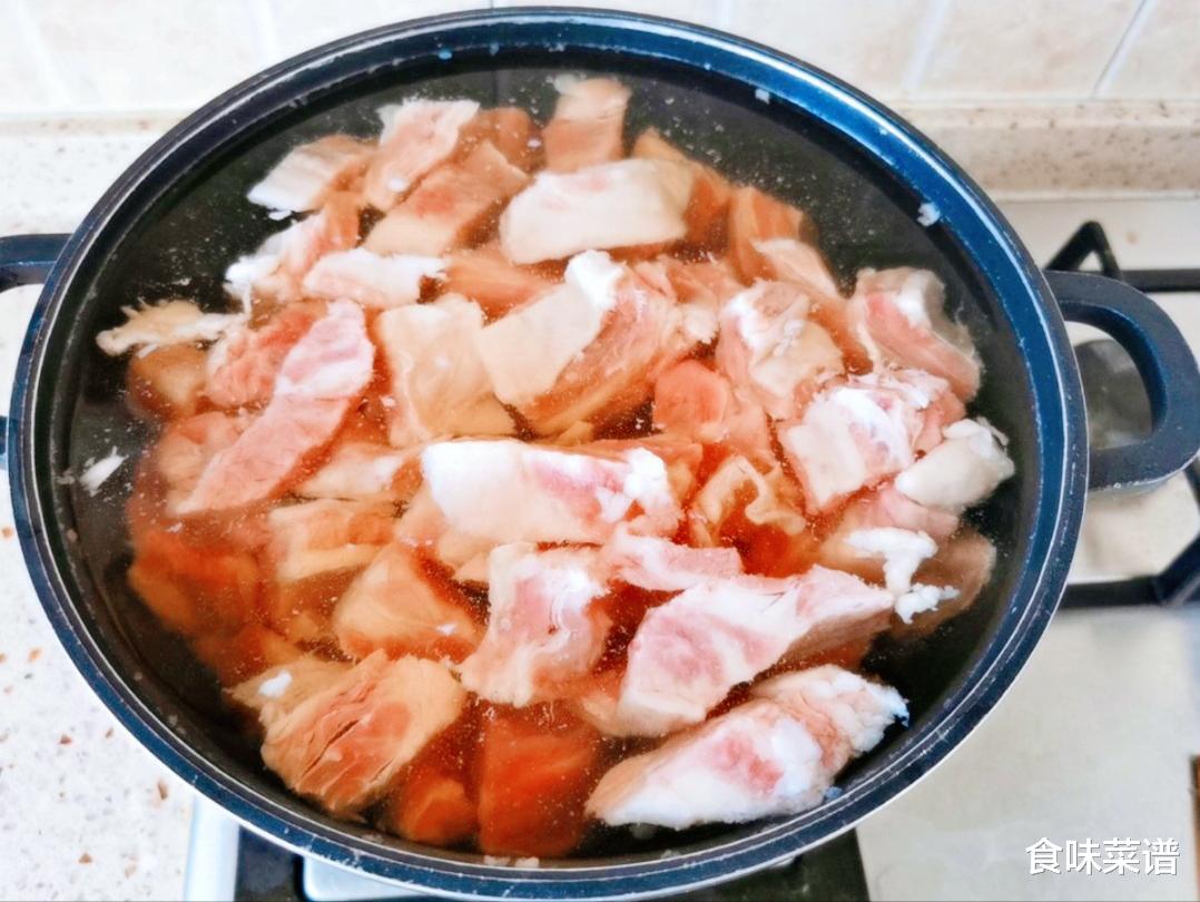 牛肉“克星”被找到了！炖牛肉时加一点，出锅软烂鲜香，没有腥味
