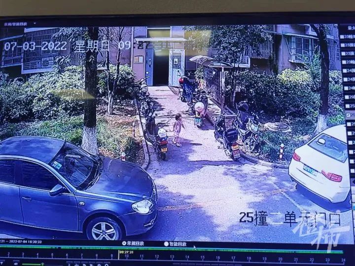 让人心疼!5岁的小女孩从7楼坠落,爬起来后求邻居奶奶“抱抱”