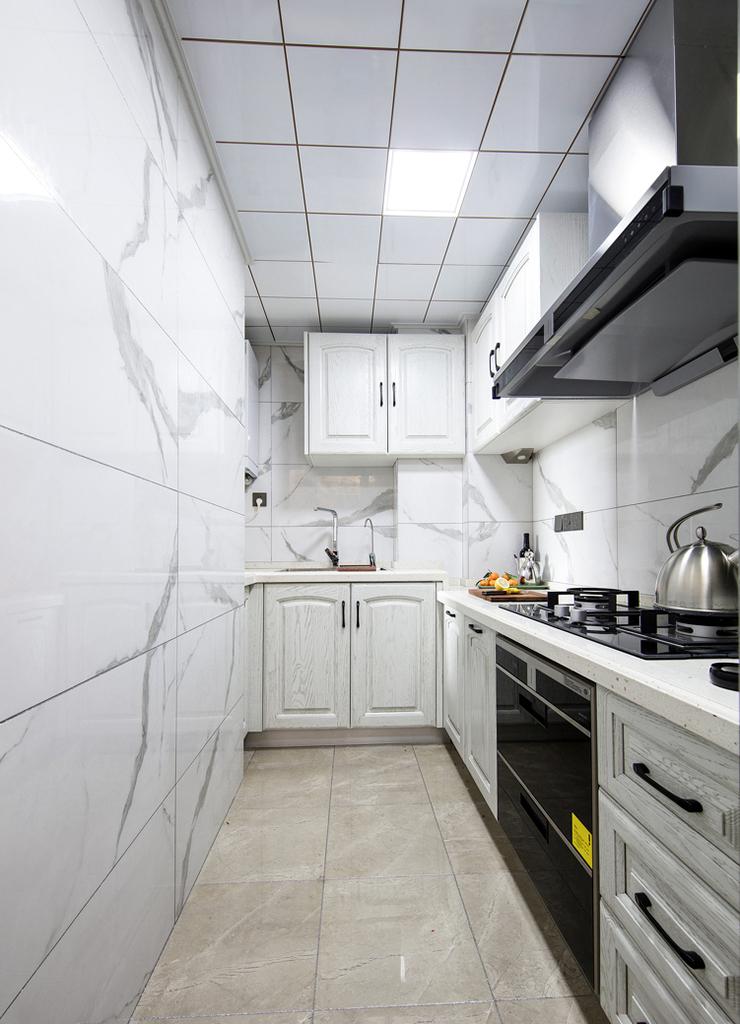 90平舍去一个房间做衣帽间,十分喜爱小浪漫的美式风