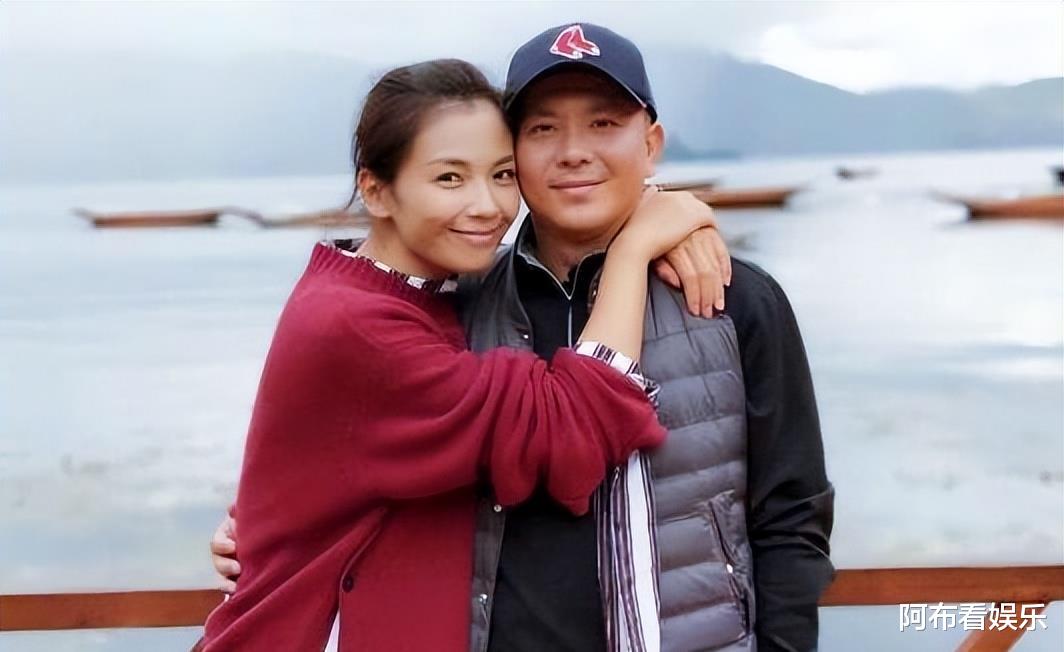 月亮姐姐|“年年离婚，岁岁破产”，刘涛，你醒醒吧