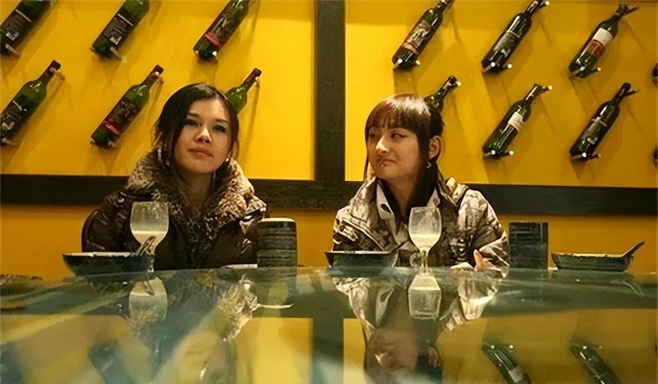 人妖|中国变性人造美女：申小勇整容后改名换姓渴望婚姻，后来如何