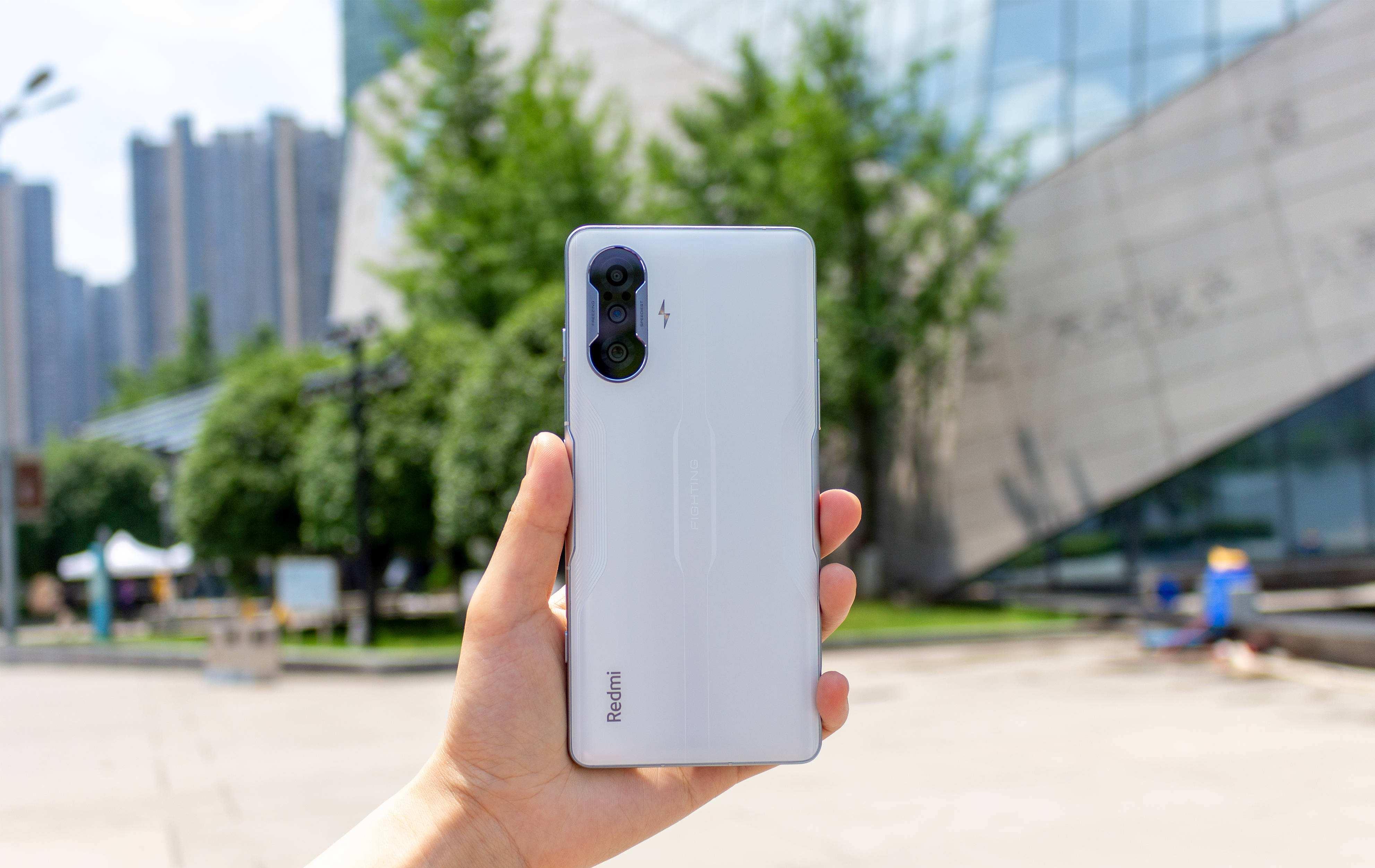 高通骁龙|预算1500元以内，这3款手机好评最多，都是低价高配款