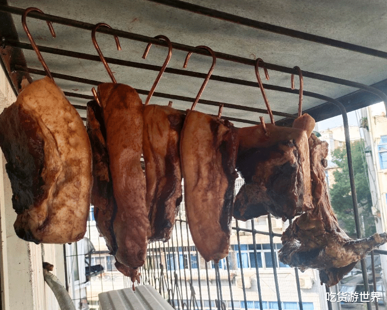 腌腊肉，只放盐不好吃容易坏，牢记2用1技巧，腊肉香味浓郁放得久