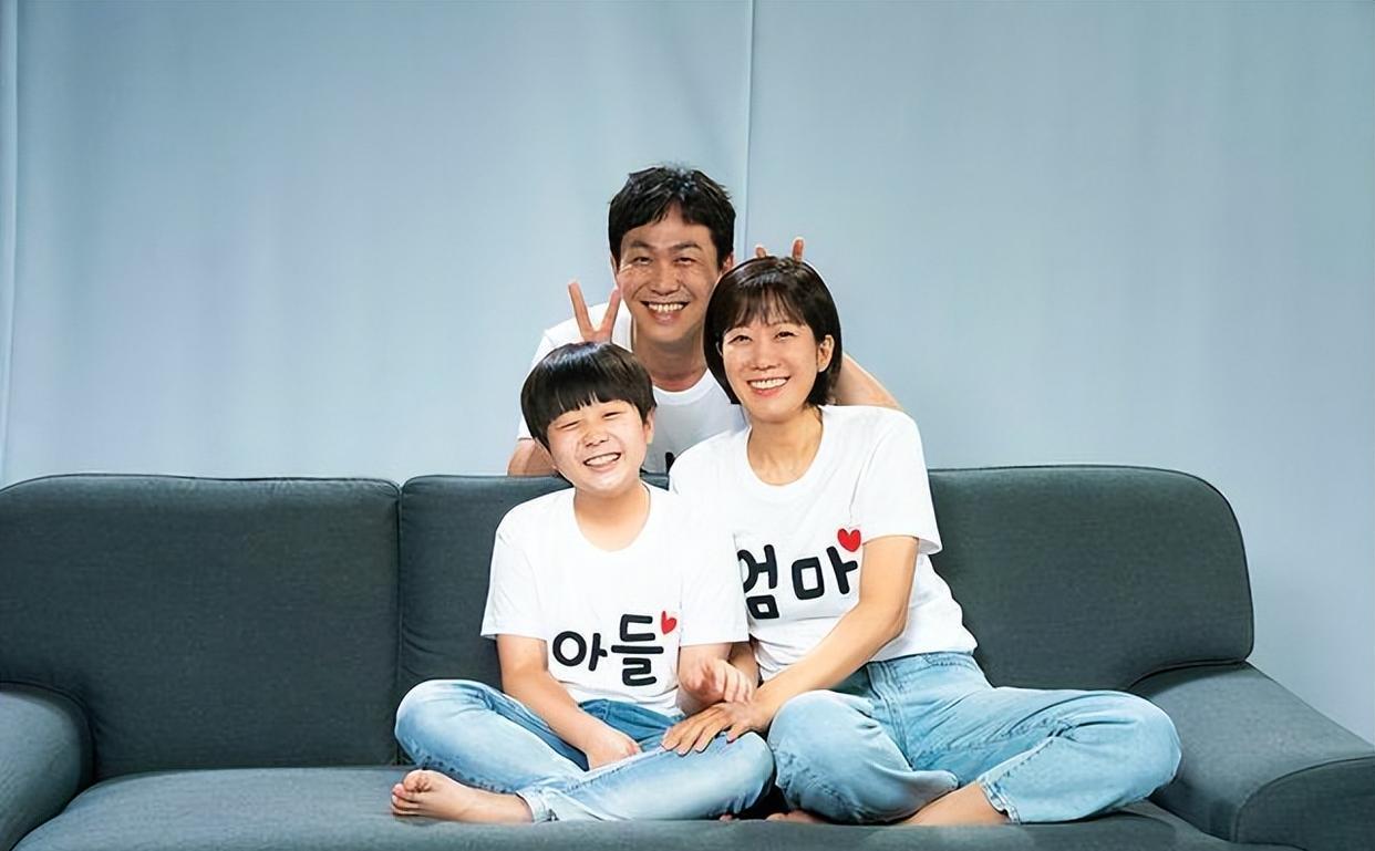 韩剧|韩剧《废柴舅舅》：从孩子的视角看待成年人世界，是什么样的结果