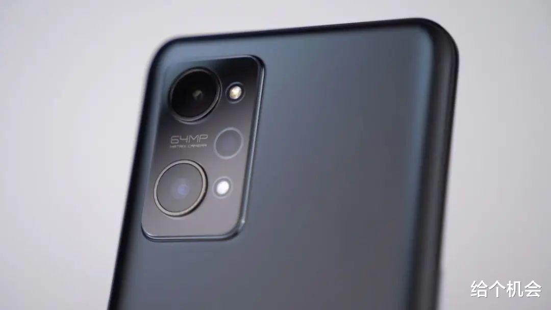 OPPO|四款“骁龙870”手机,2022年还值不值得入手?典型的高配低价