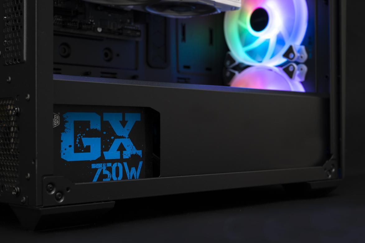 机箱|中塔机箱极致，经典与创新汇聚，酷冷至尊毁灭者500装机赏析