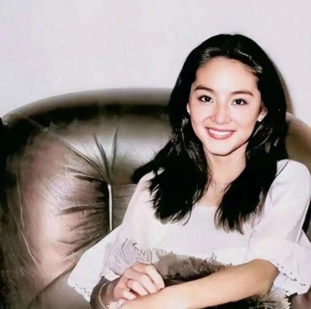 王祖贤|娱乐圈5位最强三白眼女星,王祖贤再也不化妆,胡因梦变化最大