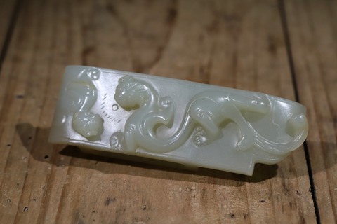 翡翠|舊藏和田玉“螭虎剑璏”