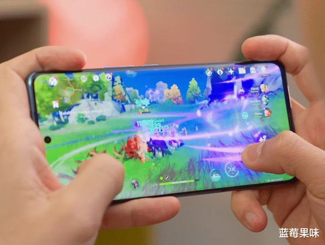 vivo|曾被“捧上天”的vivoS15Pro,如今价格大跌1000元,还值得买吗?