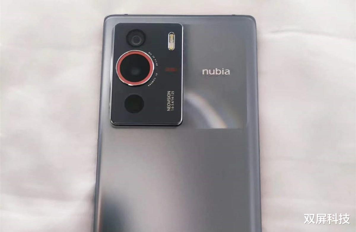 gen.g战队|5000mAh+骁龙8 Gen1+瀑布屏,仅3399元,售价更加亲民!