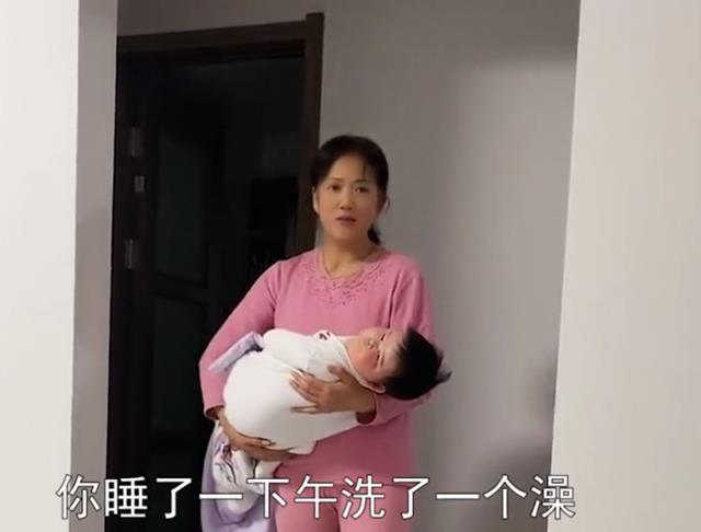 哭笑不得!北京一姥姥带娃不停挤兑亲生女儿:是你孩子还是我孩子