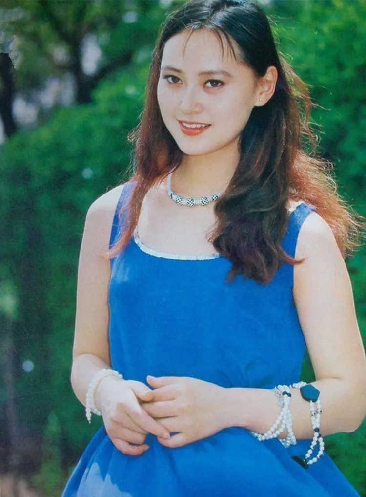 电影|当红时出国的7位女星,留下的都成了“老戏骨”,她们后悔了吗