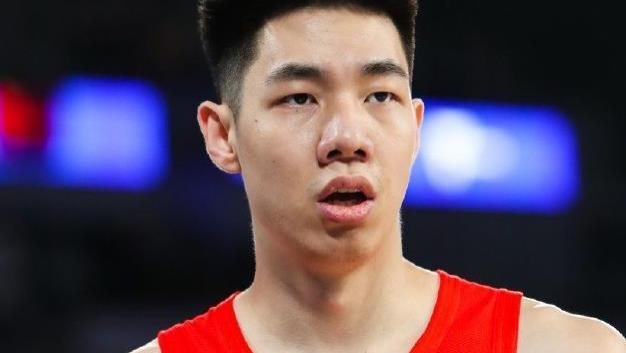 朱俊龙|朱俊龙的启示：中国篮球要和欧美扳手腕，再也不要迷信小后卫了