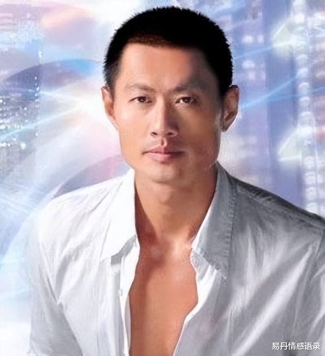 TVB|明明长相不帅,却越看越顺眼,8位“丑帅”男星,个个荷尔蒙爆棚