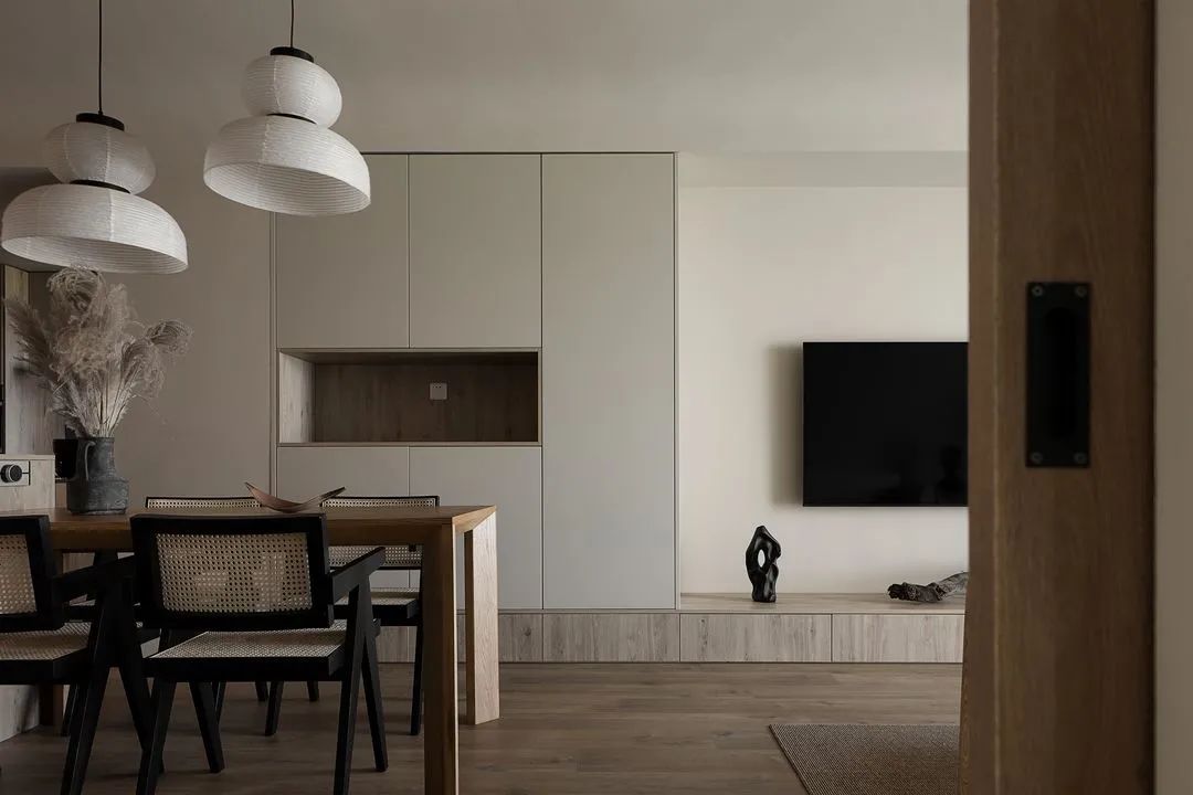 穷装修的四大精髓:我偷偷告诉你,这些省钱实用的家居妙招!