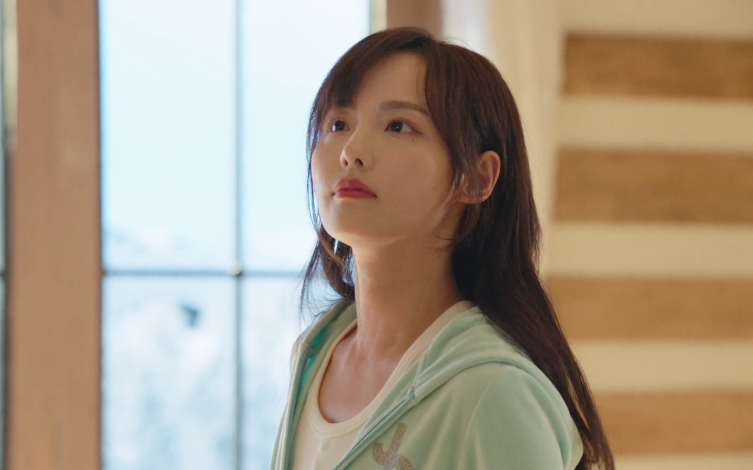 张嘉倪|张嘉倪：没有婚礼的豪门媳妇，叫婆婆为阿姨，她的狠吴佩慈学不会