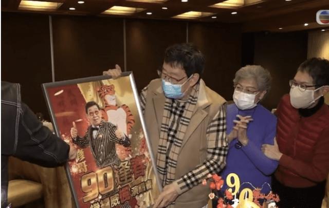 胡枫|胡枫90岁大寿感谢TVB准备2桌寿宴，众多好友送祝福