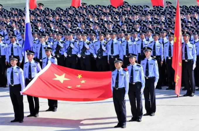 假笑男孩|冬奥已结束,“假笑男孩”被观众记住,更让人羡慕的是他的学历