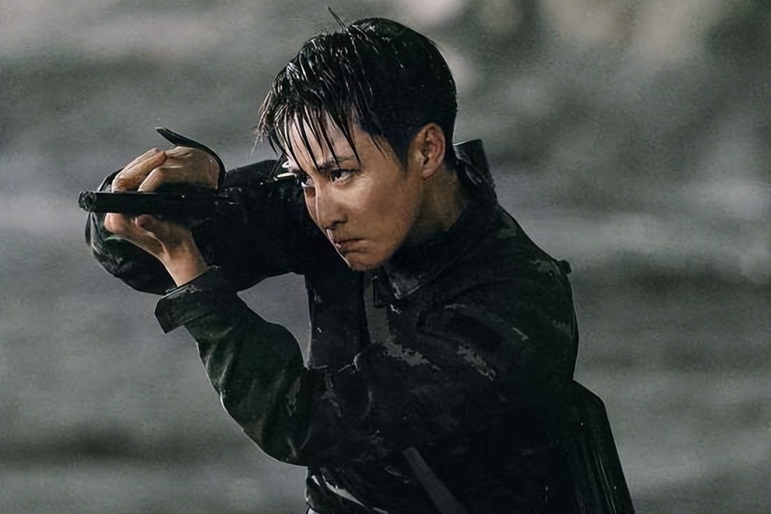 蒋璐霞|《特战荣耀》：上线17天播放量破十数亿，女主蒋璐霞获央媒点名