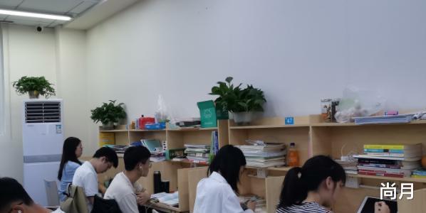 求职|家长心酸自述，“如果能再来一次，绝不同意孩子考编”，发人深省