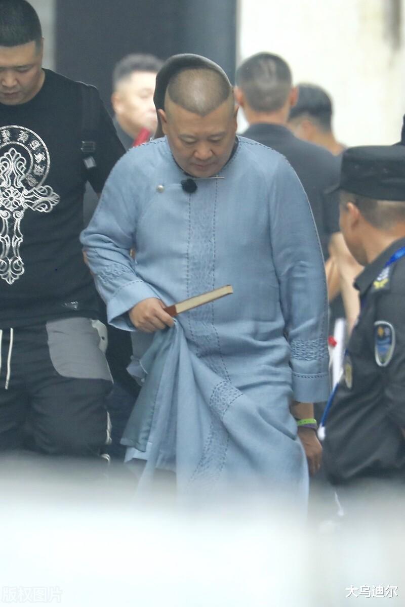 声生不息|在《声生不息》舞台上，我们能否真的见证到一位00后歌后的诞生？